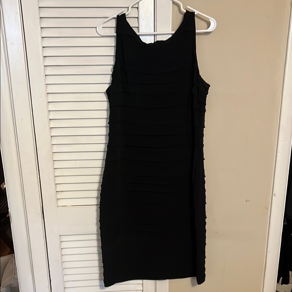 Black Halter Bodycon Bandage Knee-Length Dress